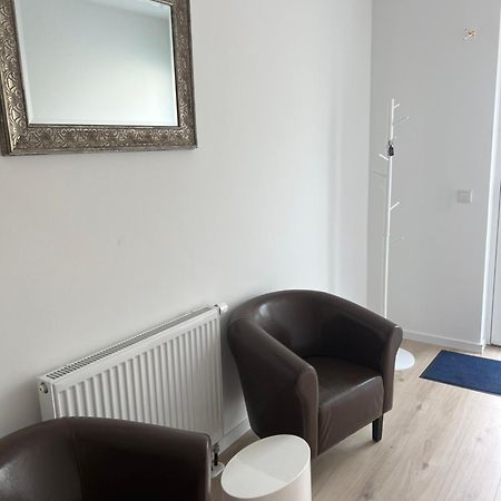 Ferienwohnung Otto-Maigler-See-Koeln-ヒュルト エクステリア 写真